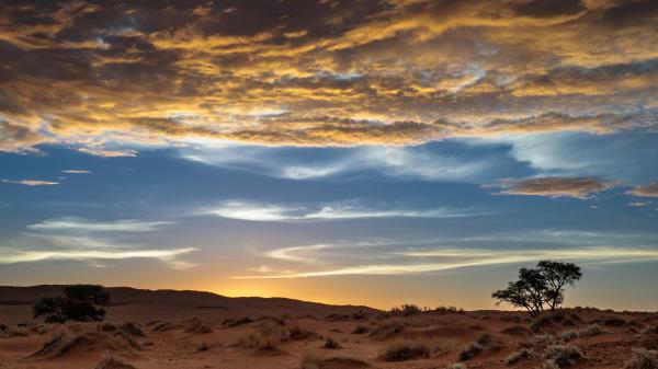 Sonnenuntergang in der Namib