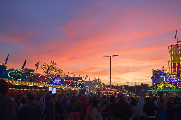 auf gehts zur wiesn