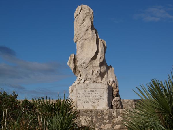 Denkmal bei Formentor Mallorca