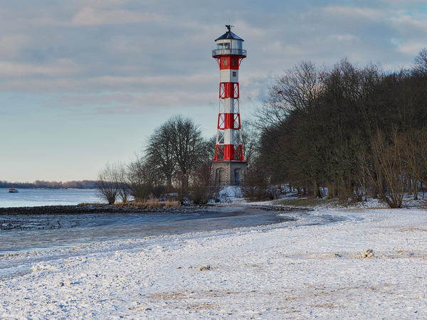 Frostiger Morgen an der Elbe bei Wittenbergen