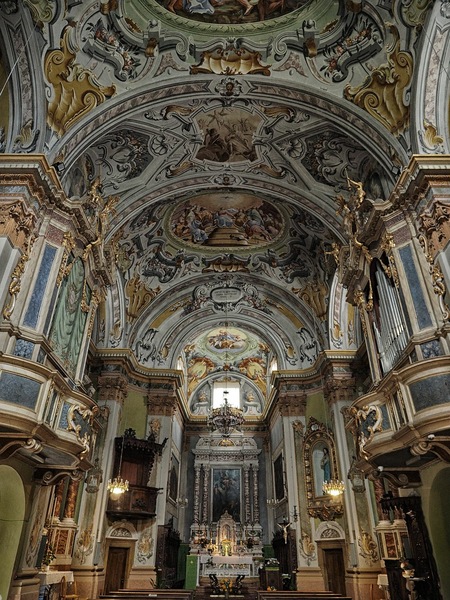 Chiesa parrocchiale di San Bartolomeo Apostolo2.JPG