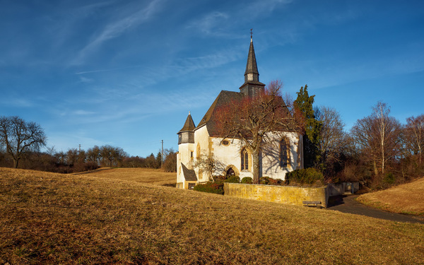 Kirche ohne Dorf